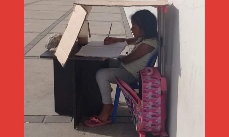 Lo que Internet puede lograr: Es captada estudiando en la calle bajo cartón y hoy recibe una beca